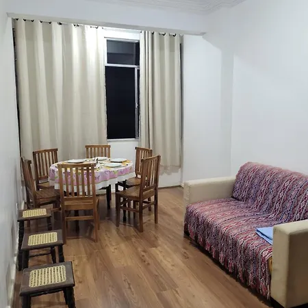 Apartamento com garagem próximo à praia-3